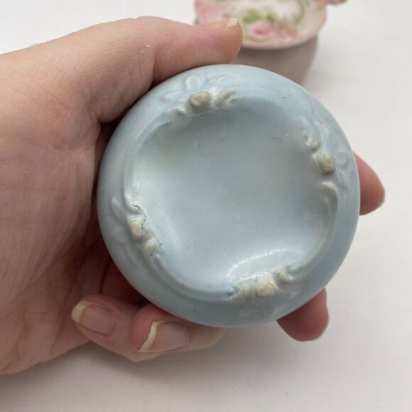 Vintage floral hand painted trinket dish boxes pink blue dresser box jewelry - Picture 6 of 11